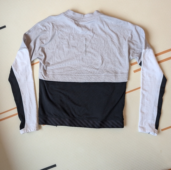 Nike Therma Sphere Running Top - Picture 5 of 6